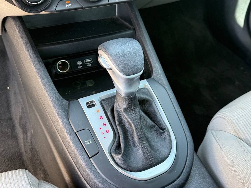 Thumbnail: 2021 Kia Forte - 11