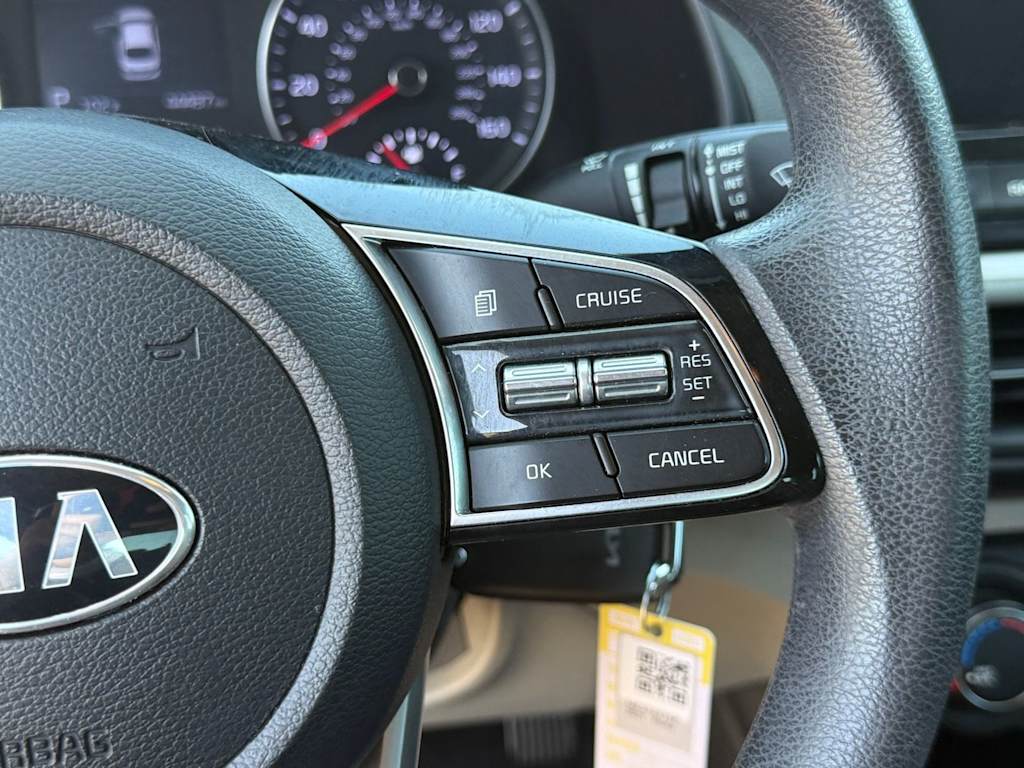 Thumbnail: 2021 Kia Forte - 24
