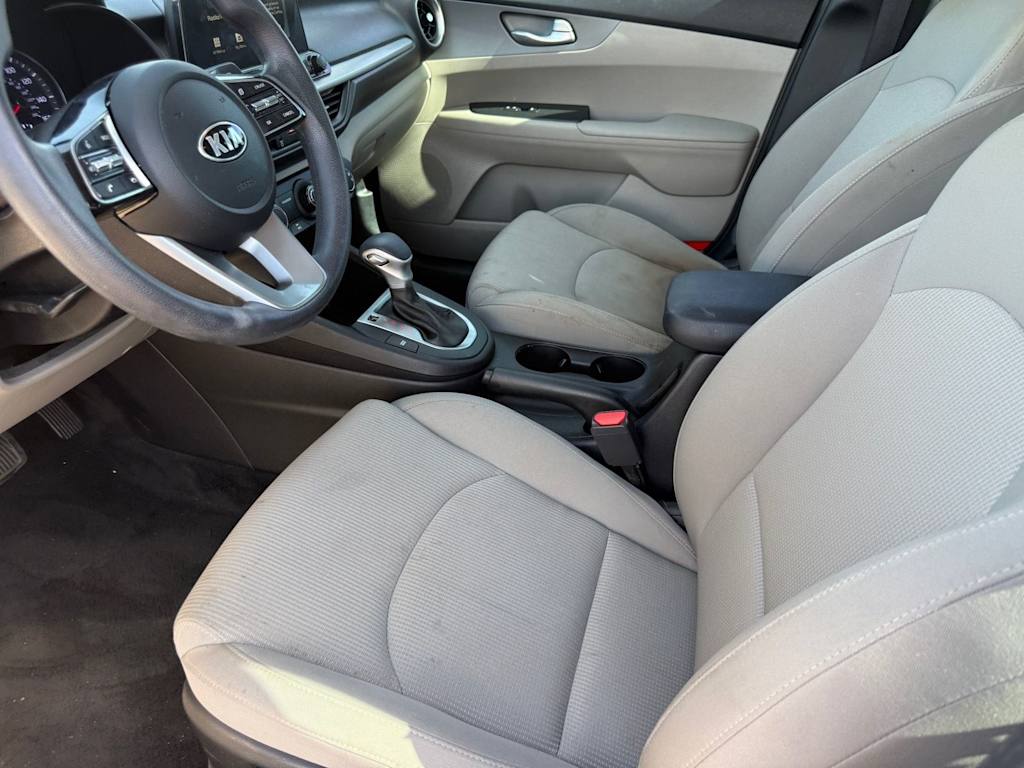 Thumbnail: 2021 Kia Forte - 18