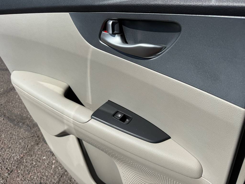 Thumbnail: 2021 Kia Forte - 5