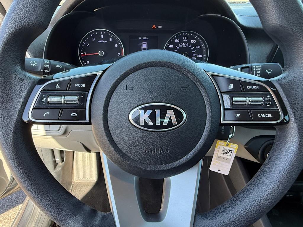 Thumbnail: 2021 Kia Forte - 22