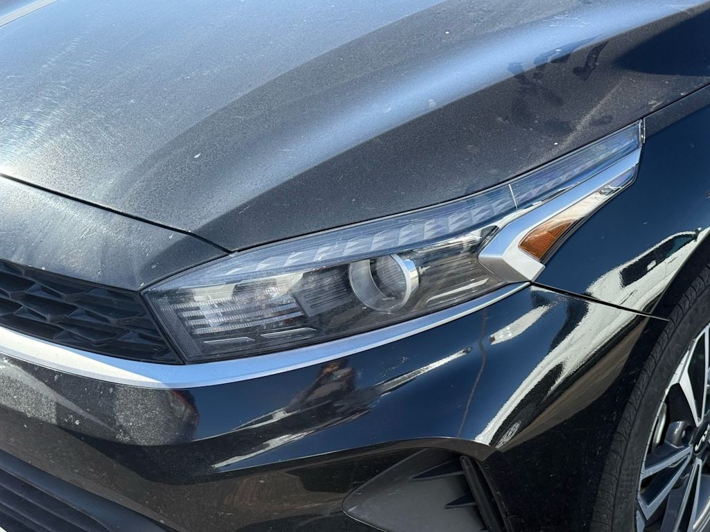 Thumbnail: 2024 Kia Forte - 14