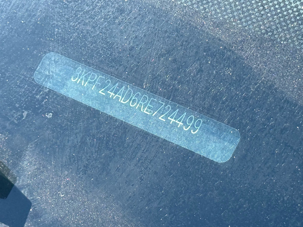 Thumbnail: 2024 Kia Forte - 9