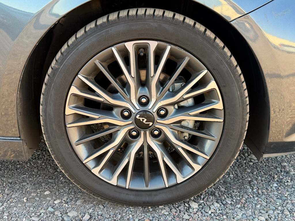 Thumbnail: 2022 Kia Forte - 5