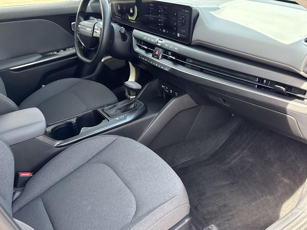 Thumbnail: 2025 Kia K4 - 2