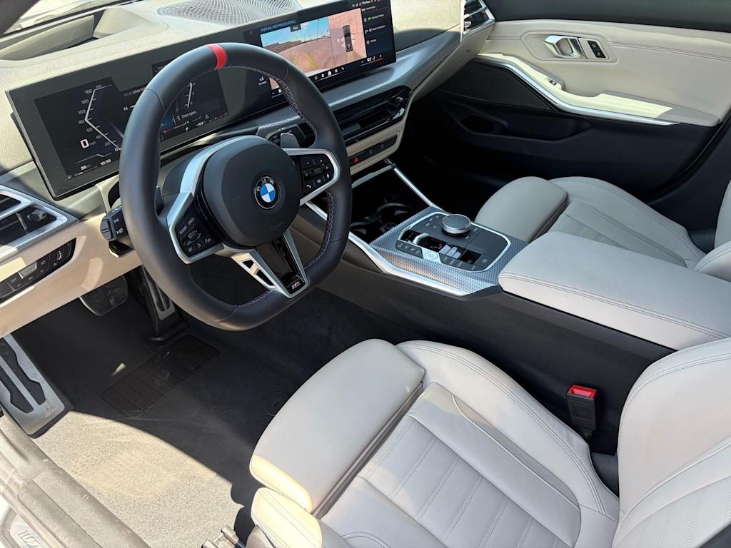 Thumbnail: 2025 BMW 3 Series - 2