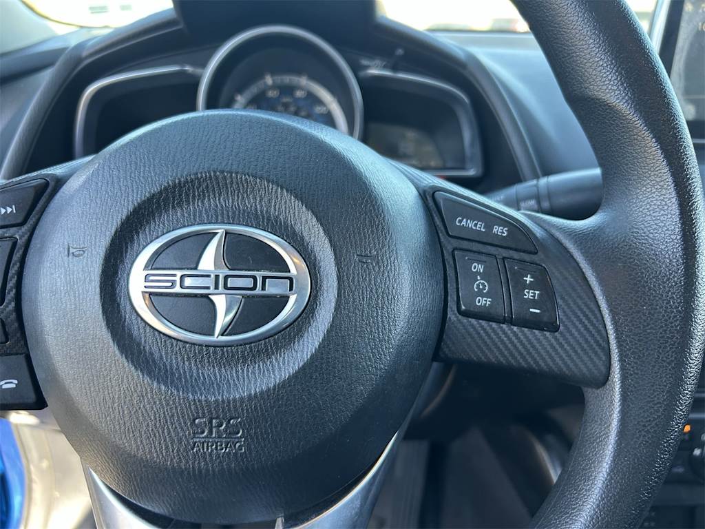 2016 Scion iA  28