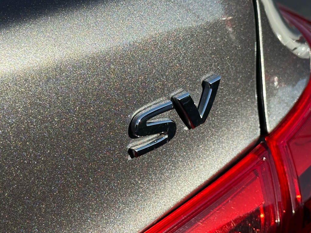 2015 Nissan Sentra SV 10
