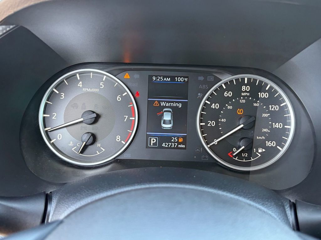Thumbnail: 2025 Nissan Sentra - 9