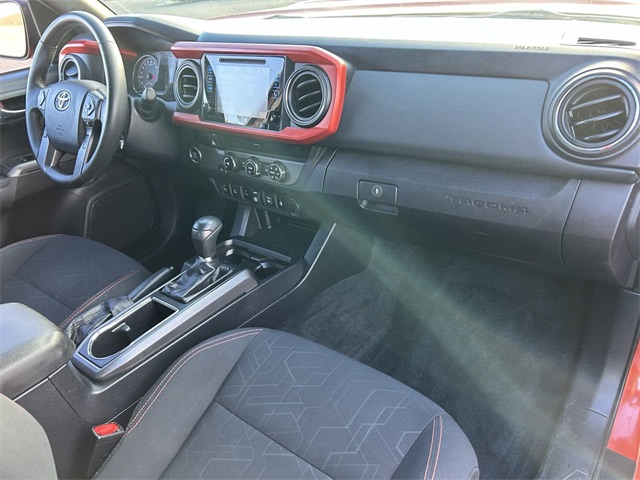 2018 Toyota Tacoma TRD Sport 8