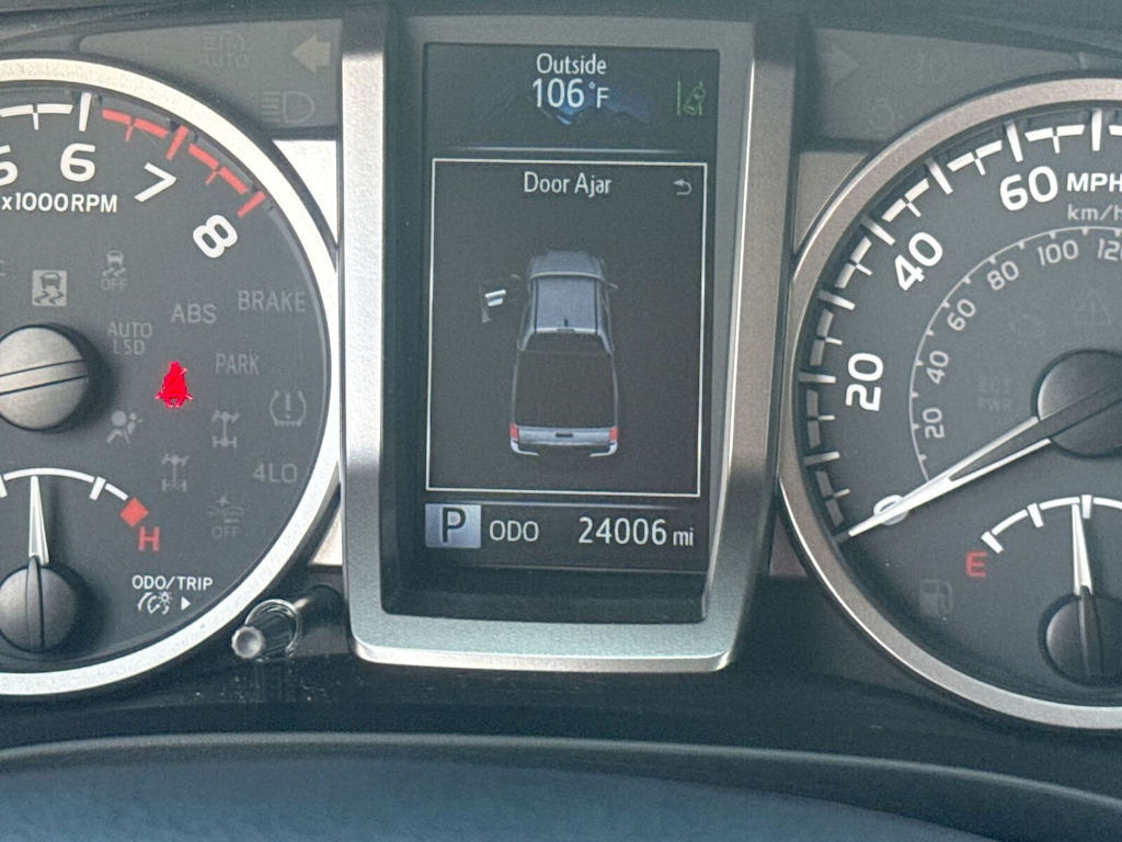 Thumbnail: 2022 Toyota Tacoma - 28