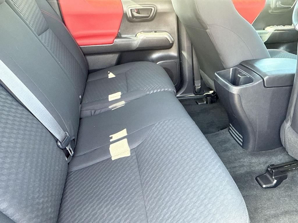 Thumbnail: 2022 Toyota Tacoma - 12