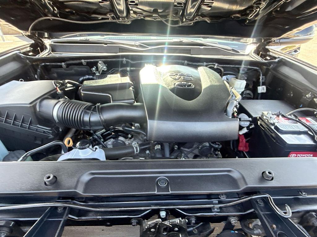 Thumbnail: 2022 Toyota Tacoma - 9