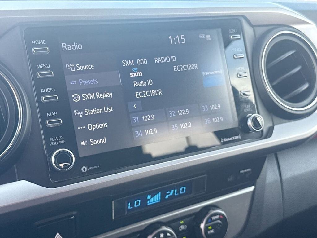 Thumbnail: 2022 Toyota Tacoma - 16