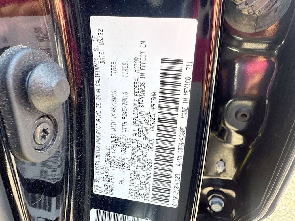 Thumbnail: 2022 Toyota Tacoma - 19