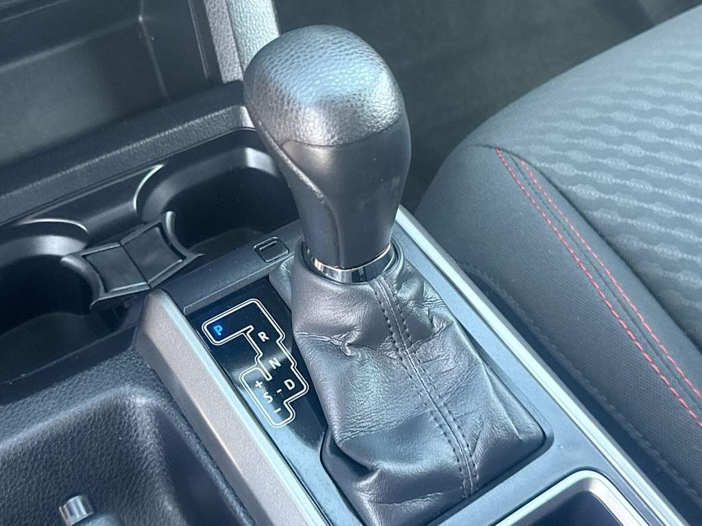 Thumbnail: 2022 Toyota Tacoma - 17