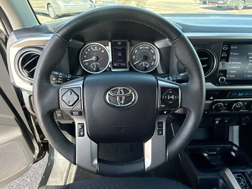 Thumbnail: 2022 Toyota Tacoma - 15