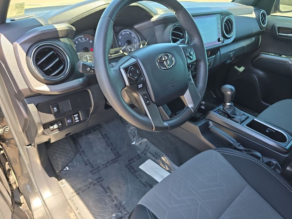 Thumbnail: 2023 Toyota Tacoma - 14