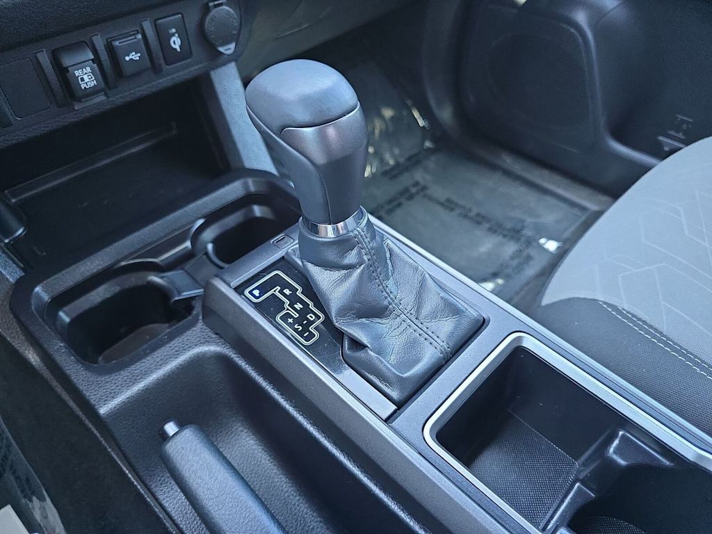 Thumbnail: 2023 Toyota Tacoma - 16