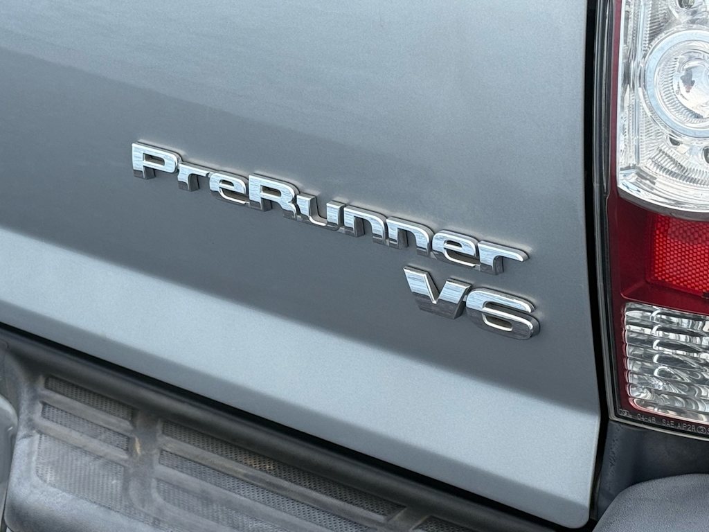 Thumbnail: 2014 Toyota Tacoma - 19