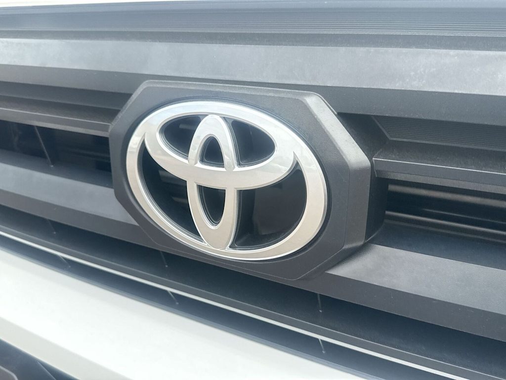 Thumbnail: 2024 Toyota Tacoma - 6