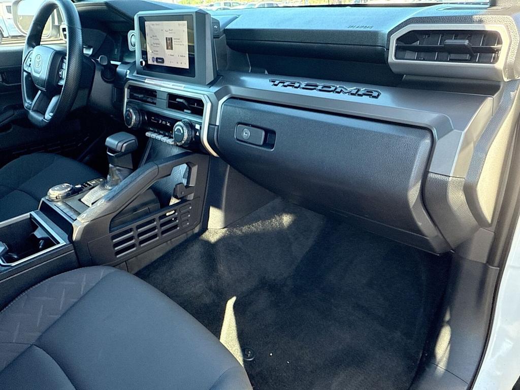Thumbnail: 2024 Toyota Tacoma - 10