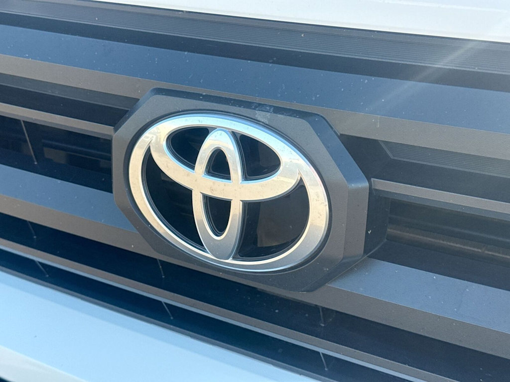Thumbnail: 2024 Toyota Tacoma - 6