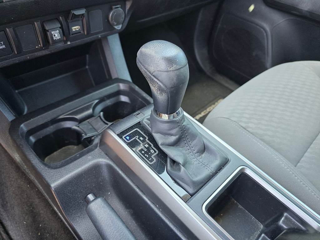 Thumbnail: 2023 Toyota Tacoma - 12