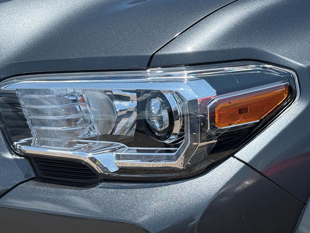 2023 Toyota Tacoma TRD Sport 18