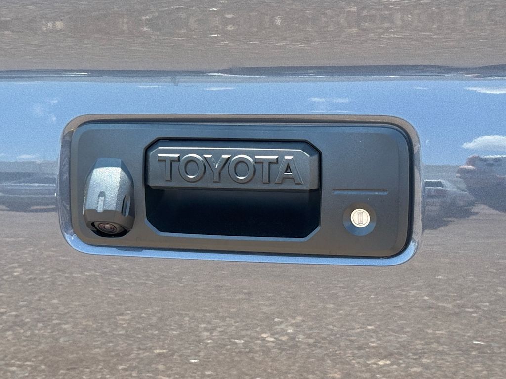 2023 Toyota Tacoma TRD Sport 11