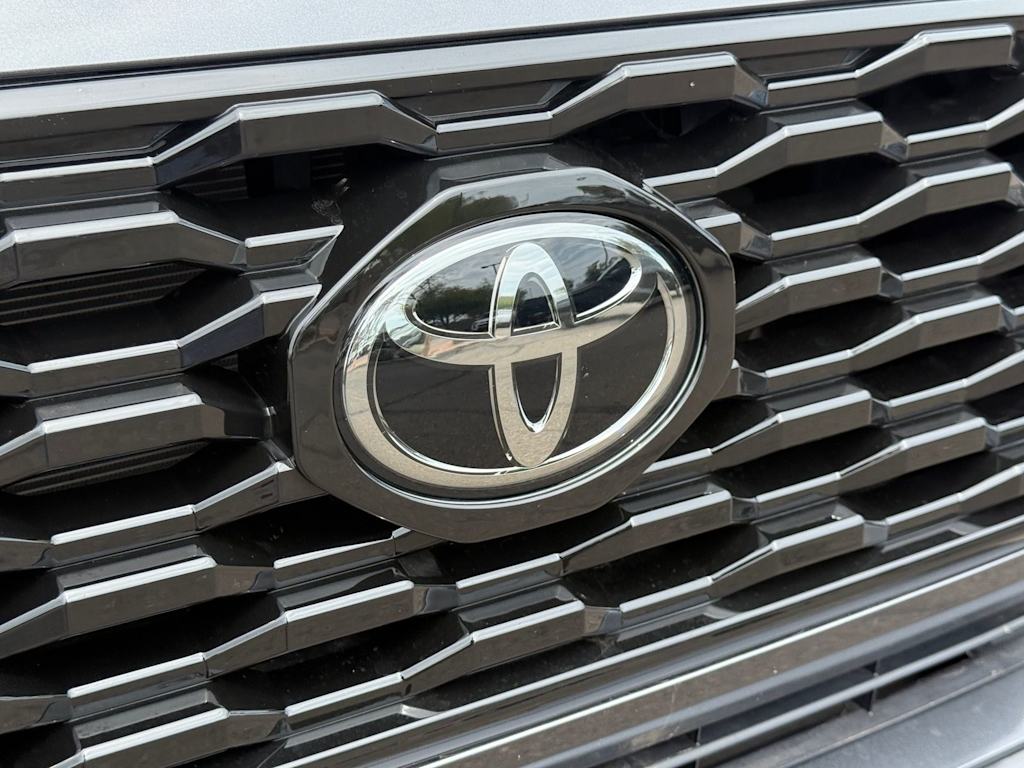 Thumbnail: 2023 Toyota Tacoma - 7