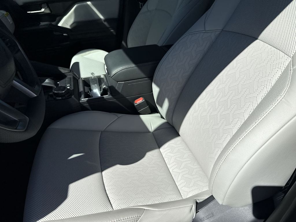 Thumbnail: 2025 Toyota Tacoma - 22