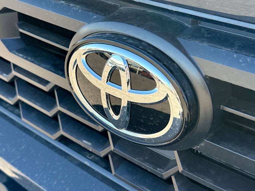 Thumbnail: 2025 Toyota Tacoma - 7