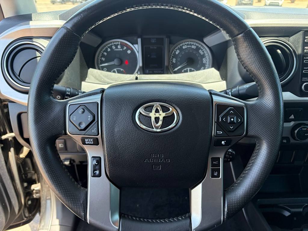 Thumbnail: 2021 Toyota Tacoma - 7