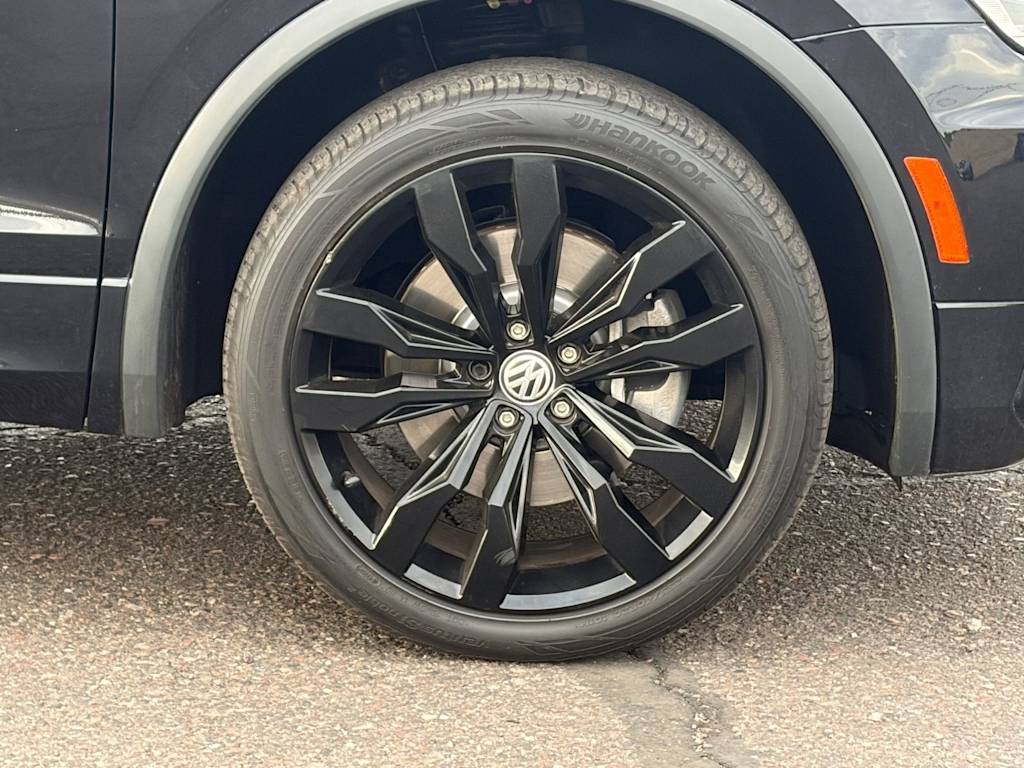 Thumbnail: 2021 Volkswagen Tiguan - 6