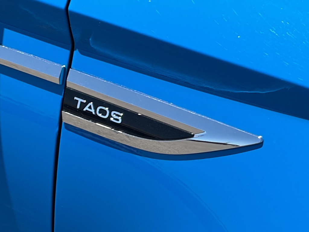 Thumbnail: 2023 Volkswagen Taos - 5