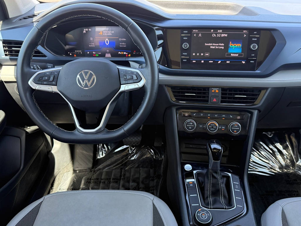 Thumbnail: 2024 Volkswagen Taos - 9
