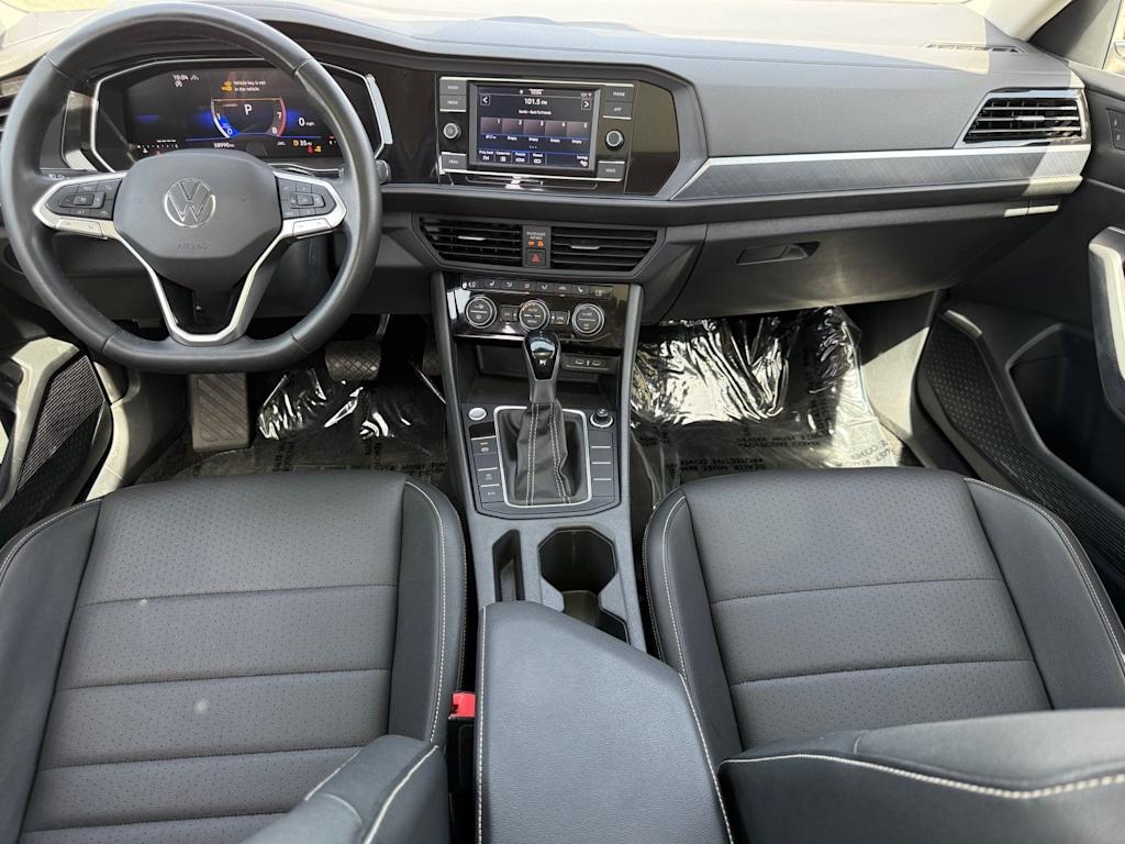 Thumbnail: 2024 Volkswagen Jetta - 12