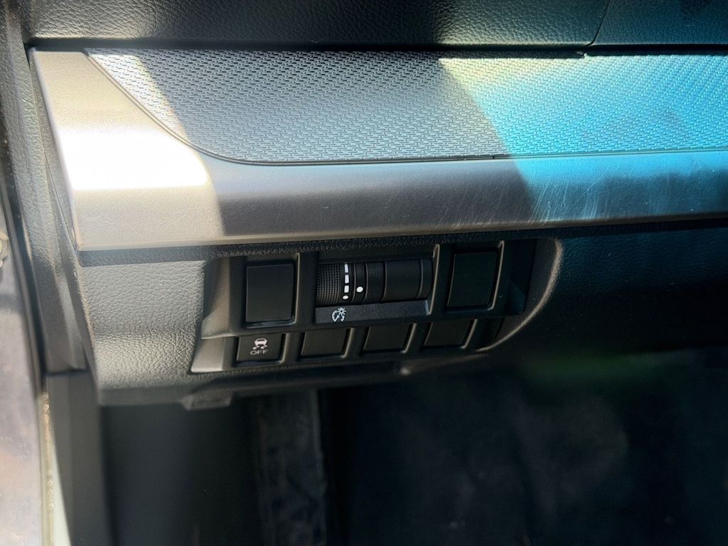 Thumbnail: 2017 Subaru Outback - 17