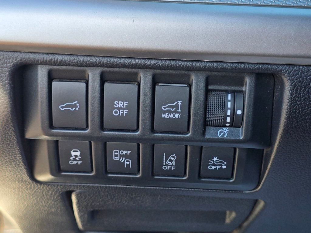 Thumbnail: 2017 Subaru Outback - 25