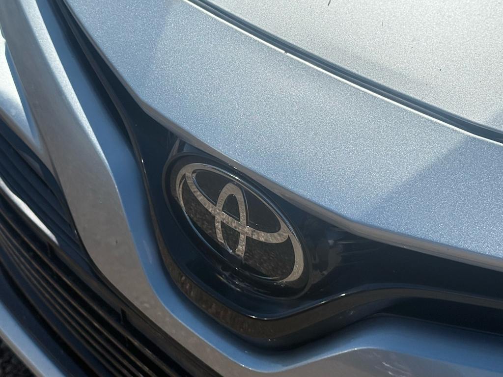 Thumbnail: 2018 Toyota Camry - 3