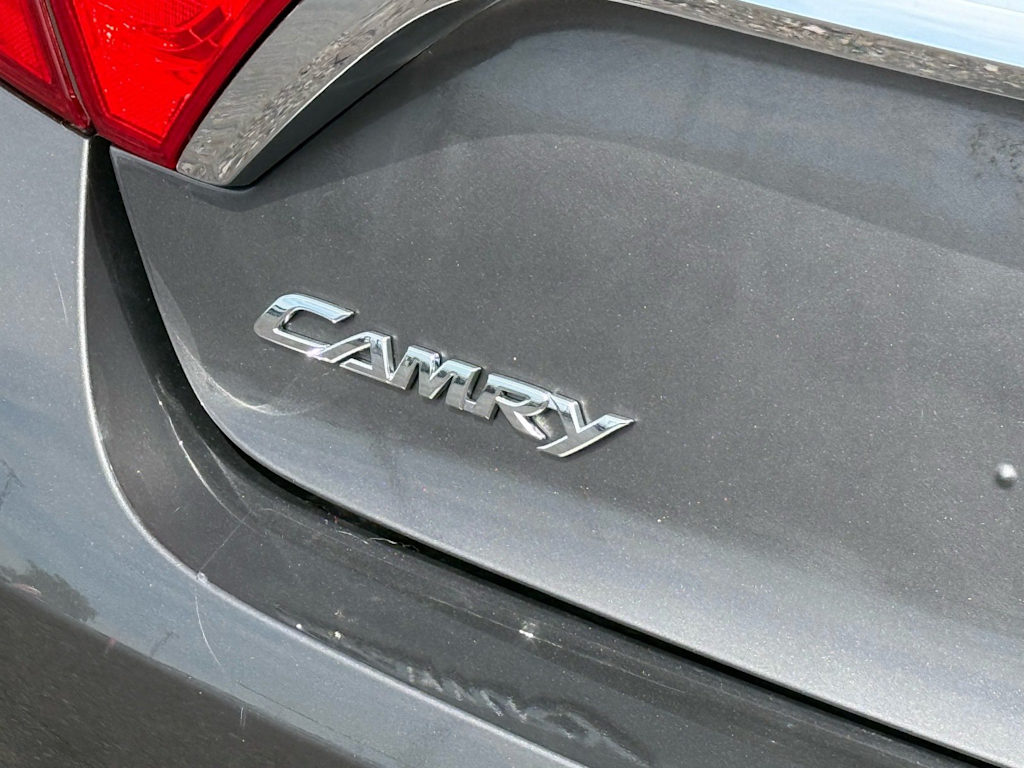 Thumbnail: 2017 Toyota Camry - 23
