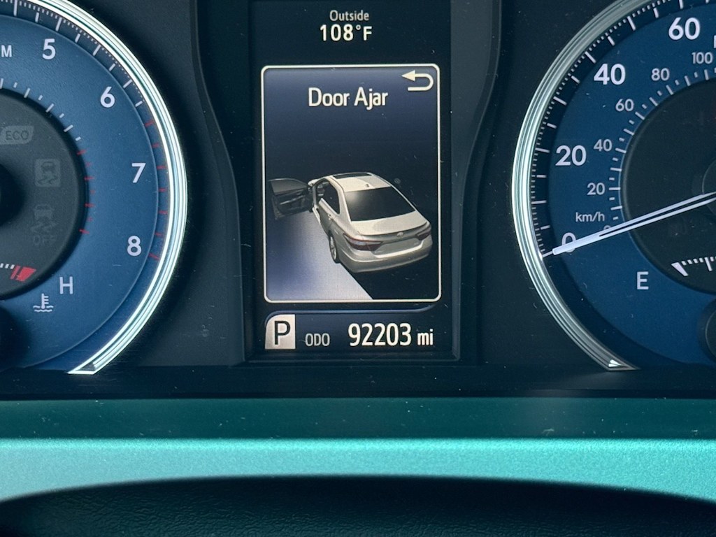 Thumbnail: 2017 Toyota Camry - 10