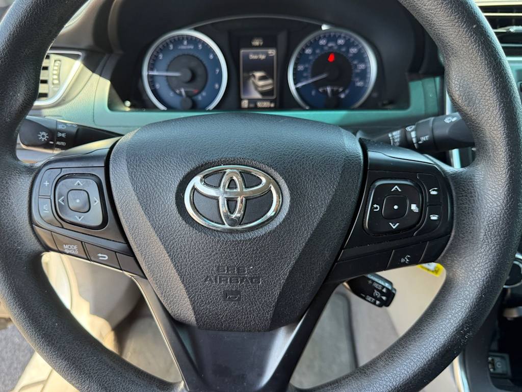 Thumbnail: 2017 Toyota Camry - 19