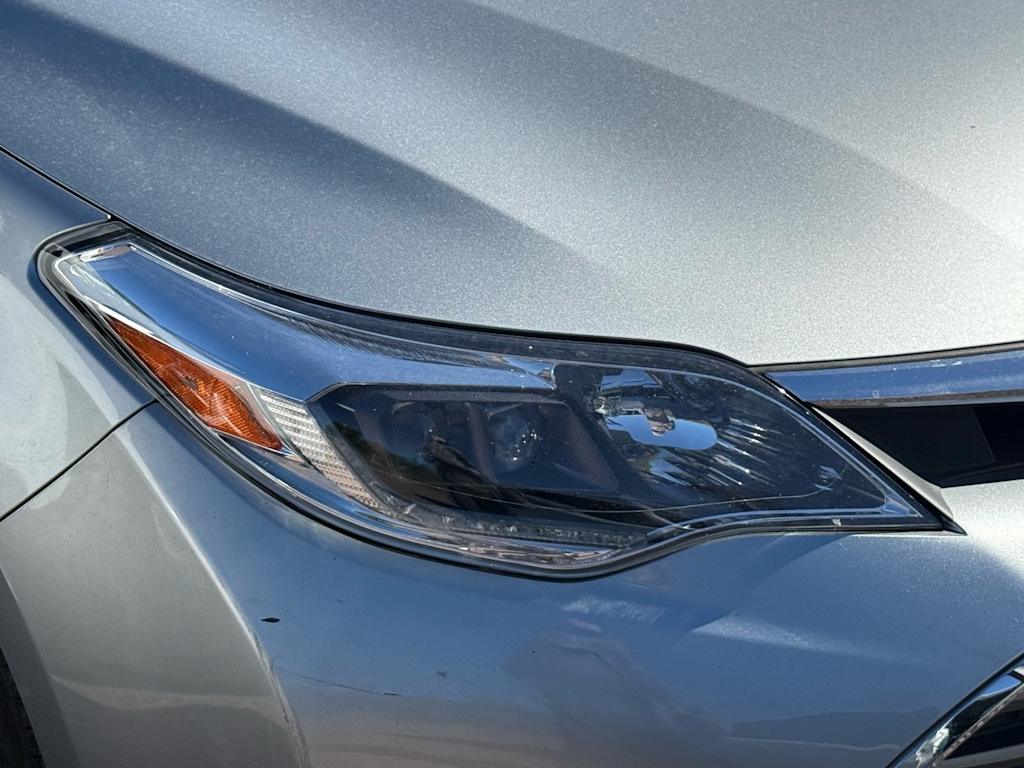 Thumbnail: 2016 Toyota Avalon - 26