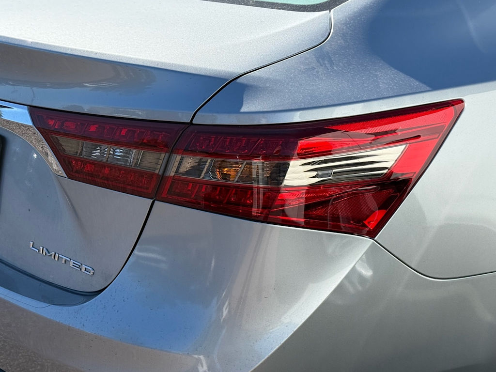 Thumbnail: 2016 Toyota Avalon - 24