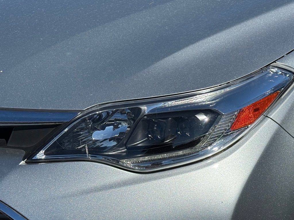 Thumbnail: 2016 Toyota Avalon - 14