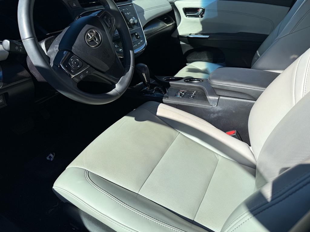 Thumbnail: 2016 Toyota Avalon - 5