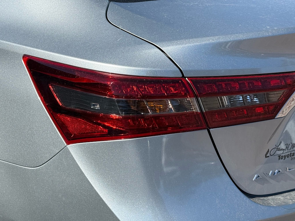 Thumbnail: 2016 Toyota Avalon - 19
