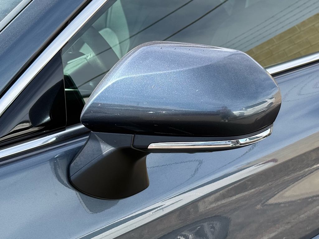 Thumbnail: 2019 Toyota Avalon - 10